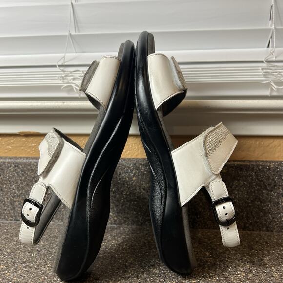 SAS Tripad Comfort White Womens 9.5M Leather Sandals Sling Back Open Toe Slip On - Picture 6 of 11